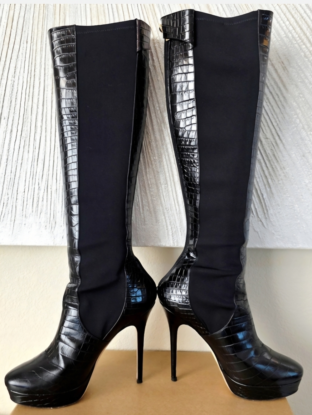 Jimmy Choo Black Croc-Embossed Knee-High Heeled Boots with Stretch Panels US 8 - Picture 5 of 16